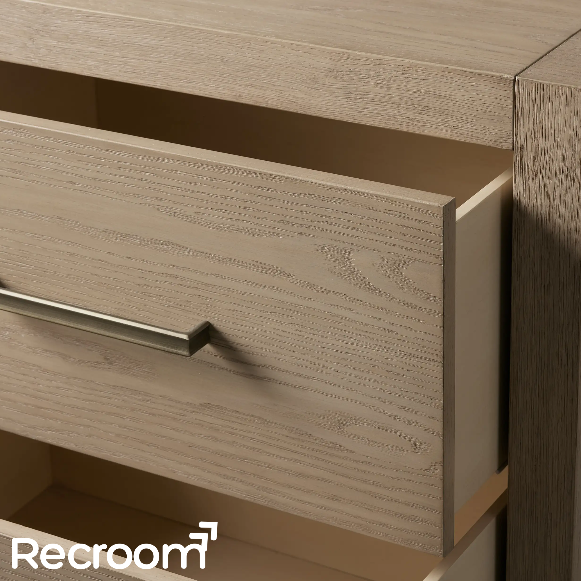 Bood Closed Nightstand - Zonesus