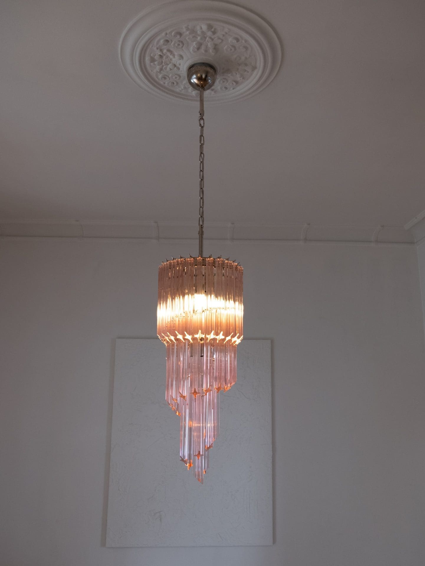 Murano Chandelier – Spiral – 54 prisms – Pink - Zonesus
