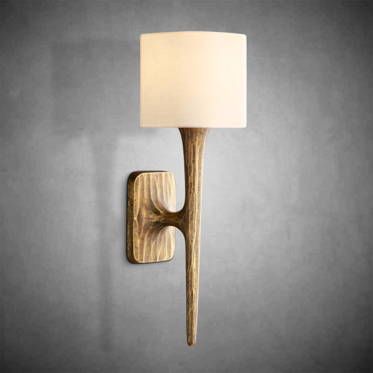 Thaddeus Shaded Sconce - Zonesus