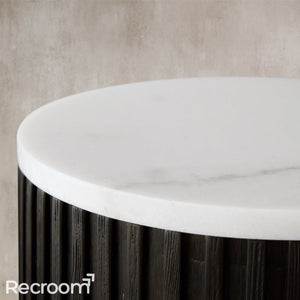 Finn Pedestal - Zonesus