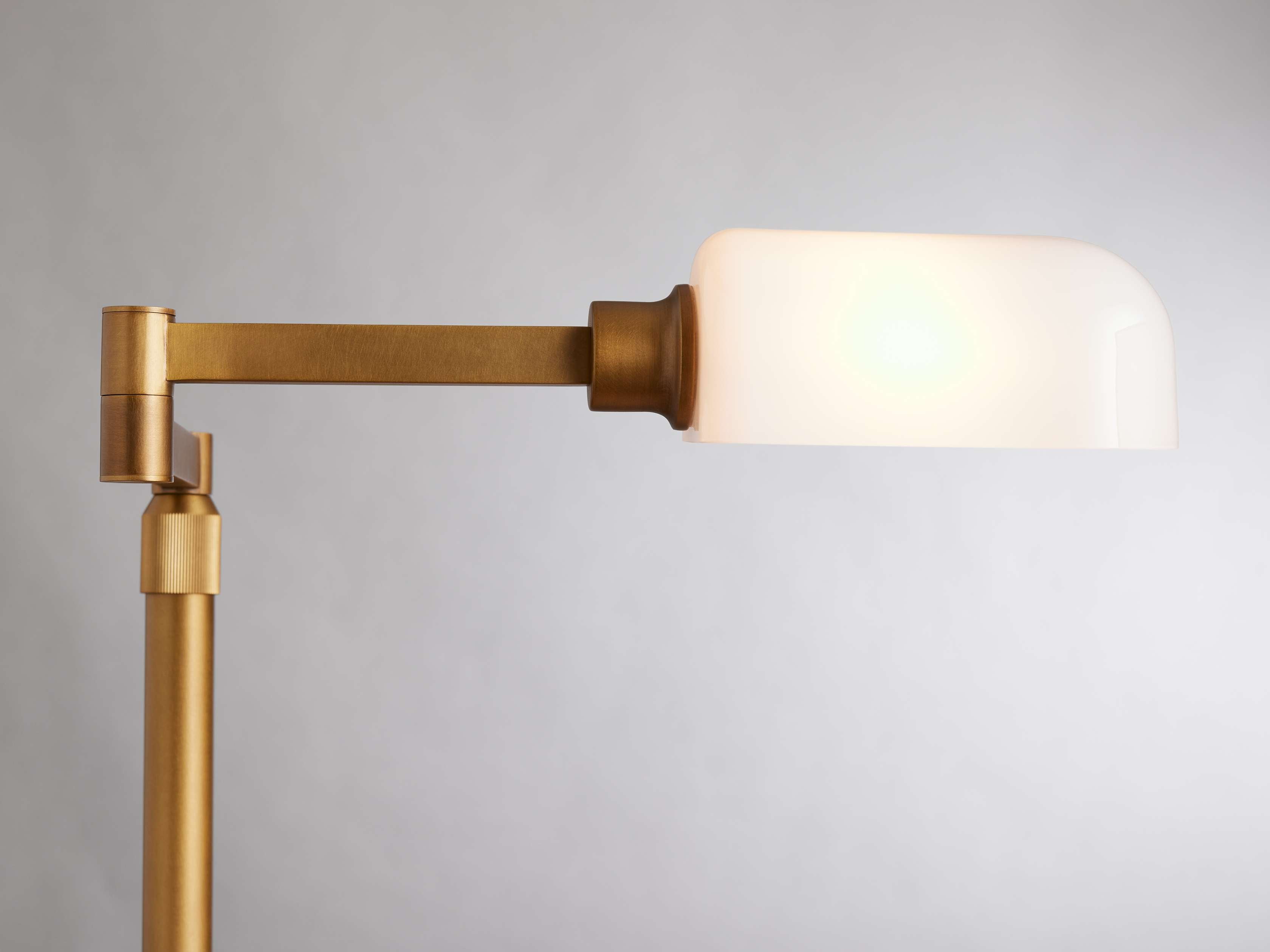 Zayd Swing Arm Table Lamp - Zonesus