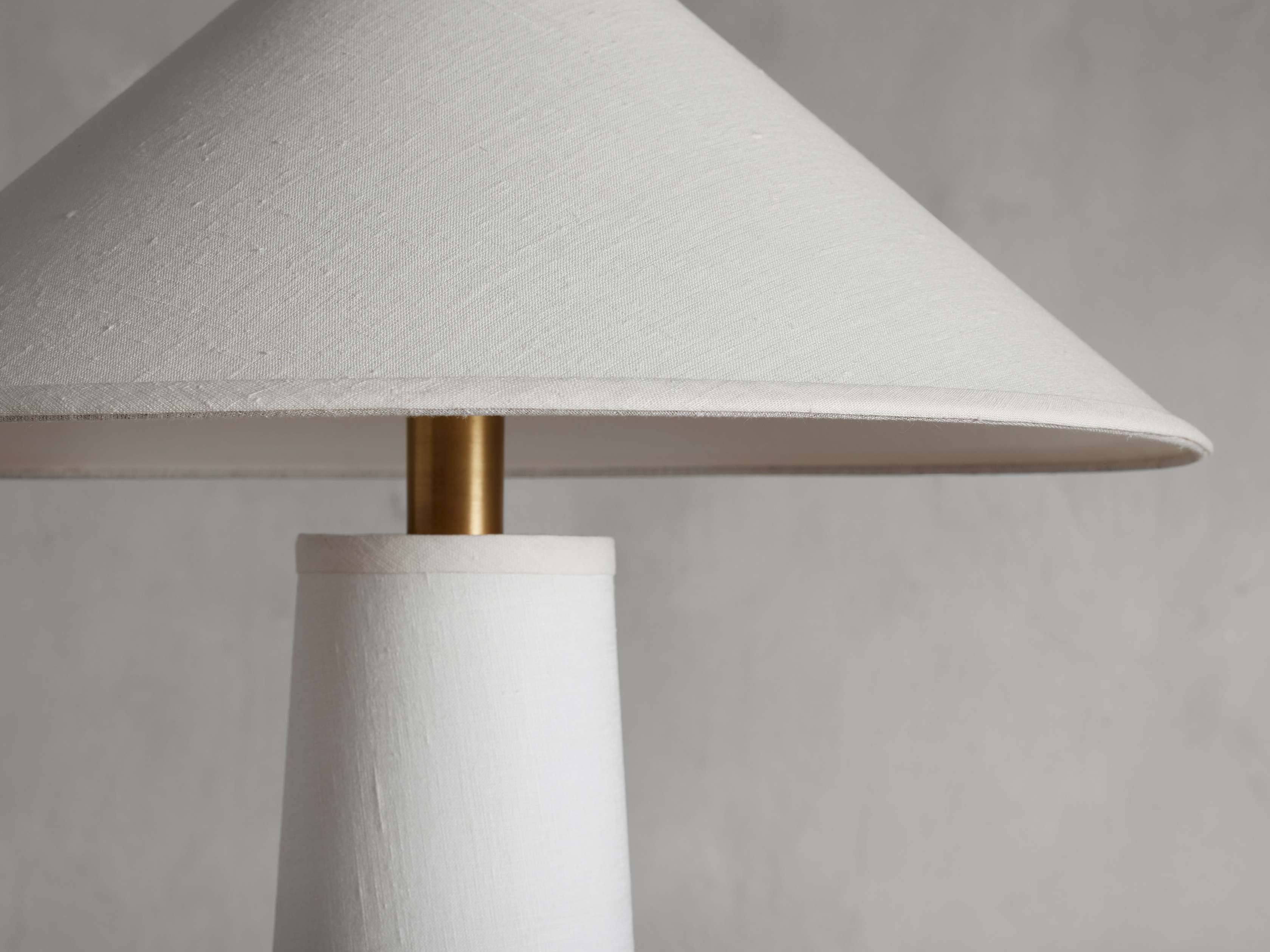 Ombra Floor Lamp - Zonesus