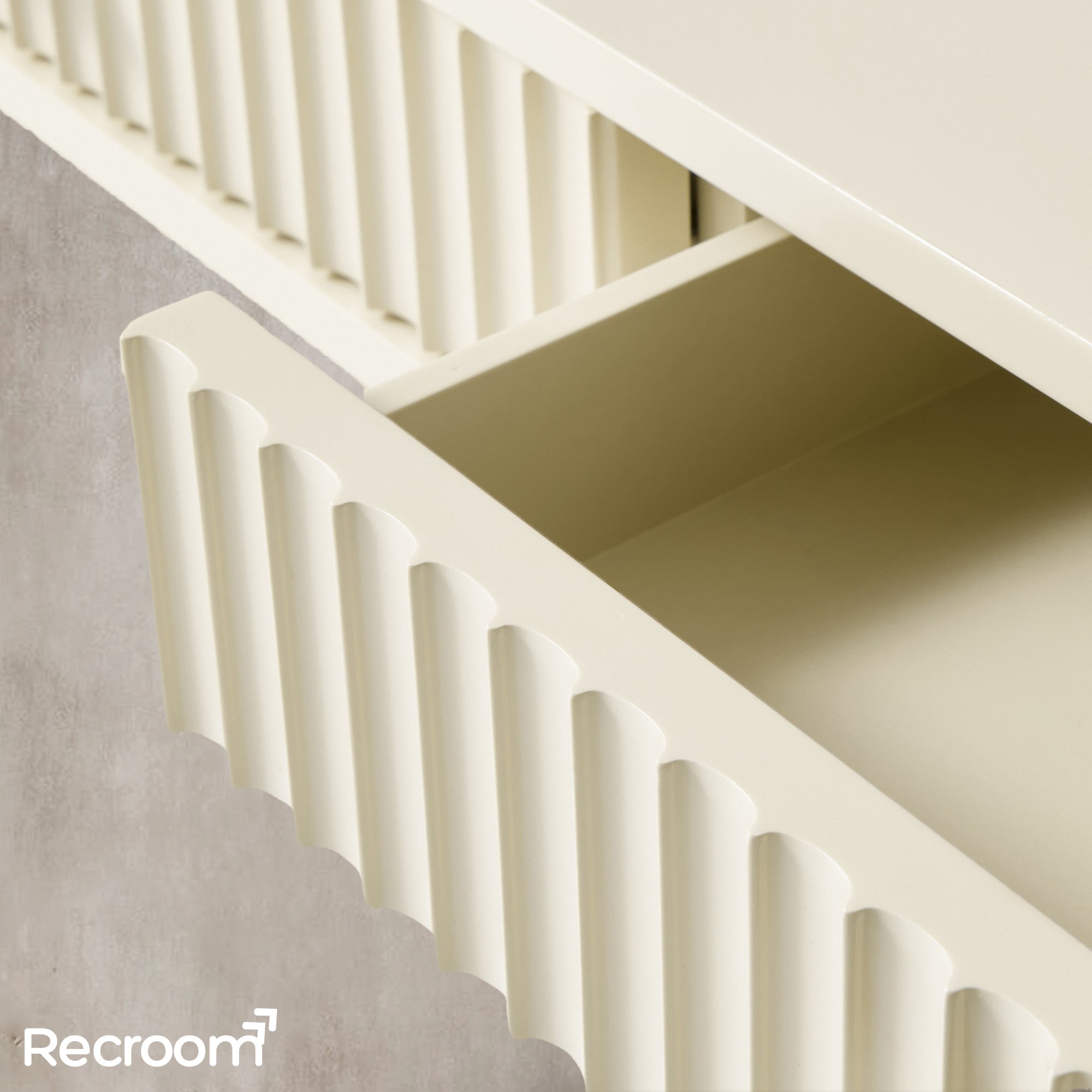 Luis Coffee Table (56'') - Zonesus