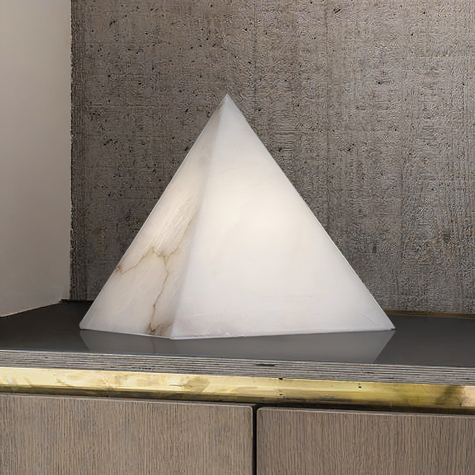 Alabaster Pyramid Table Lamp - Zonesus