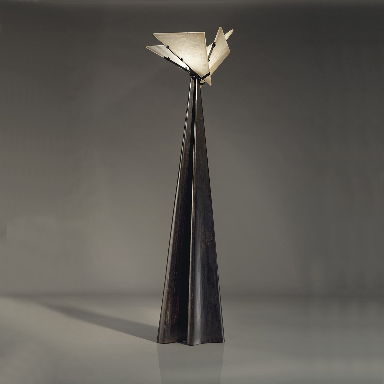 Drape Alabaster Floor Lamp - Zonesus