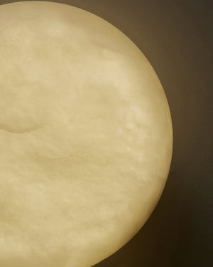 Iveala Single Alabaster Wall Lamp - Zonesus