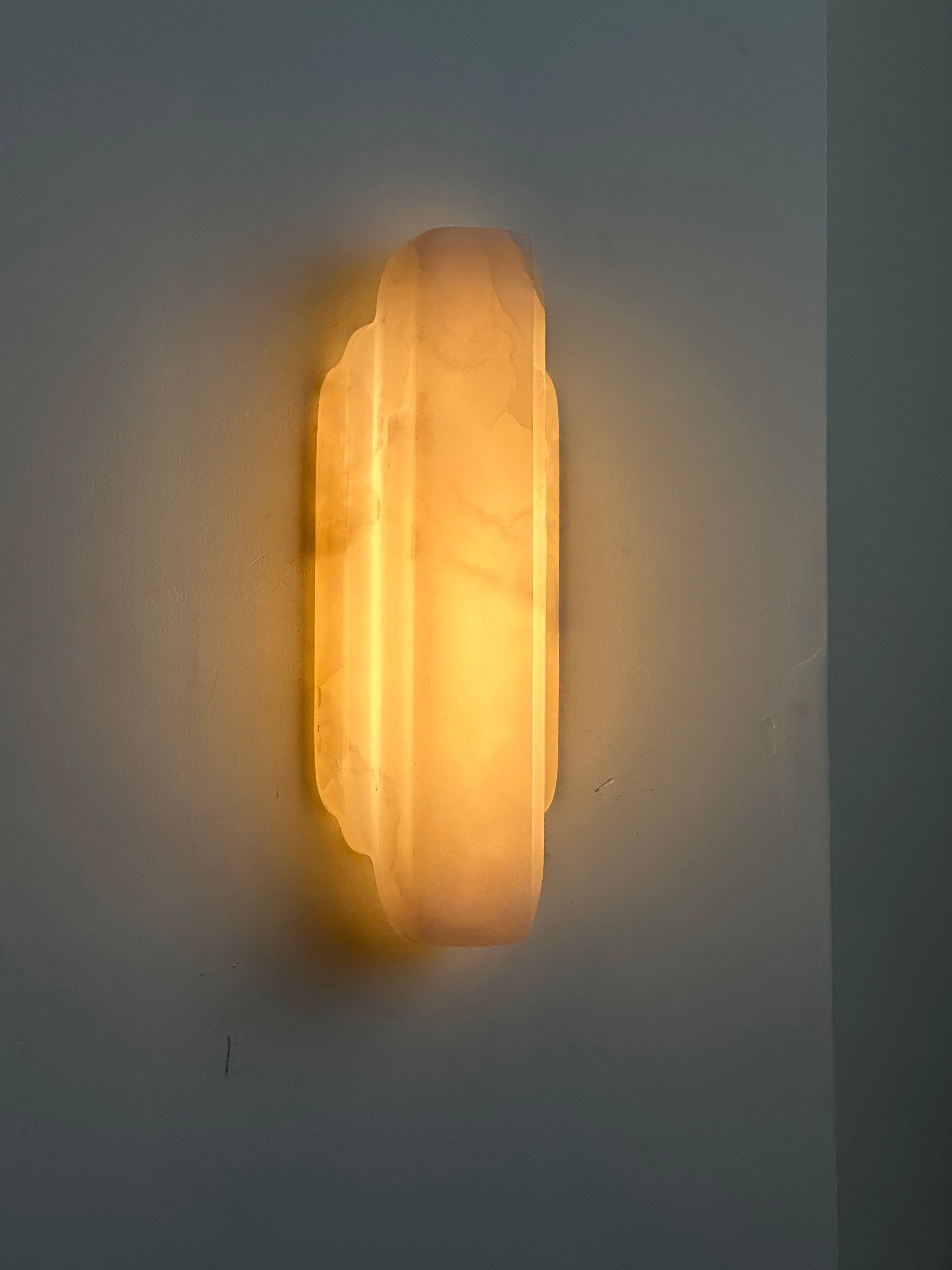 Jewel Onyx Alabaster Wall Lamp - Zonesus