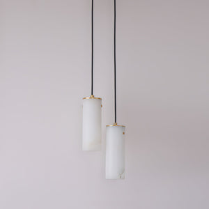 Nula Vertical Alabaster Pendant Light - Zonesus