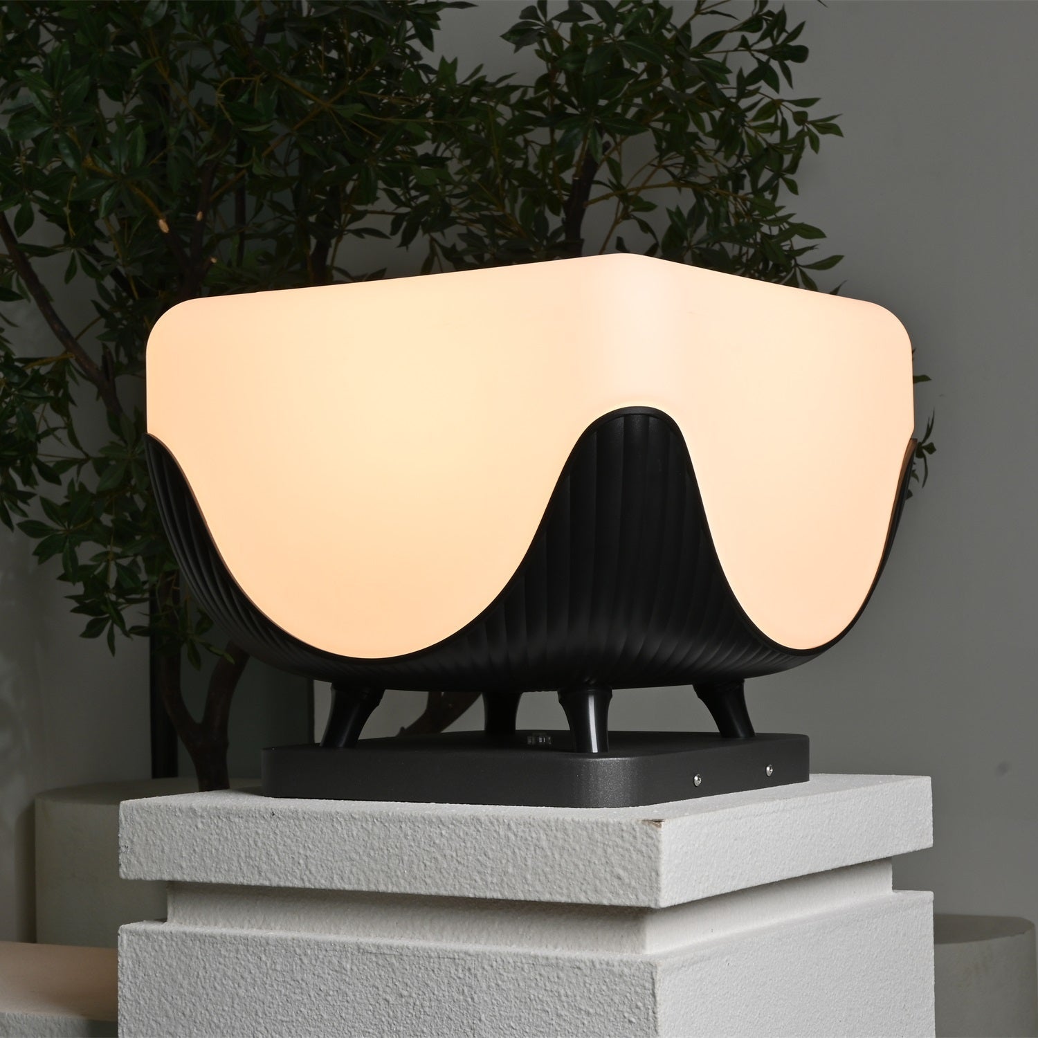 CubeRay Solar Outdoor Floor Lamp