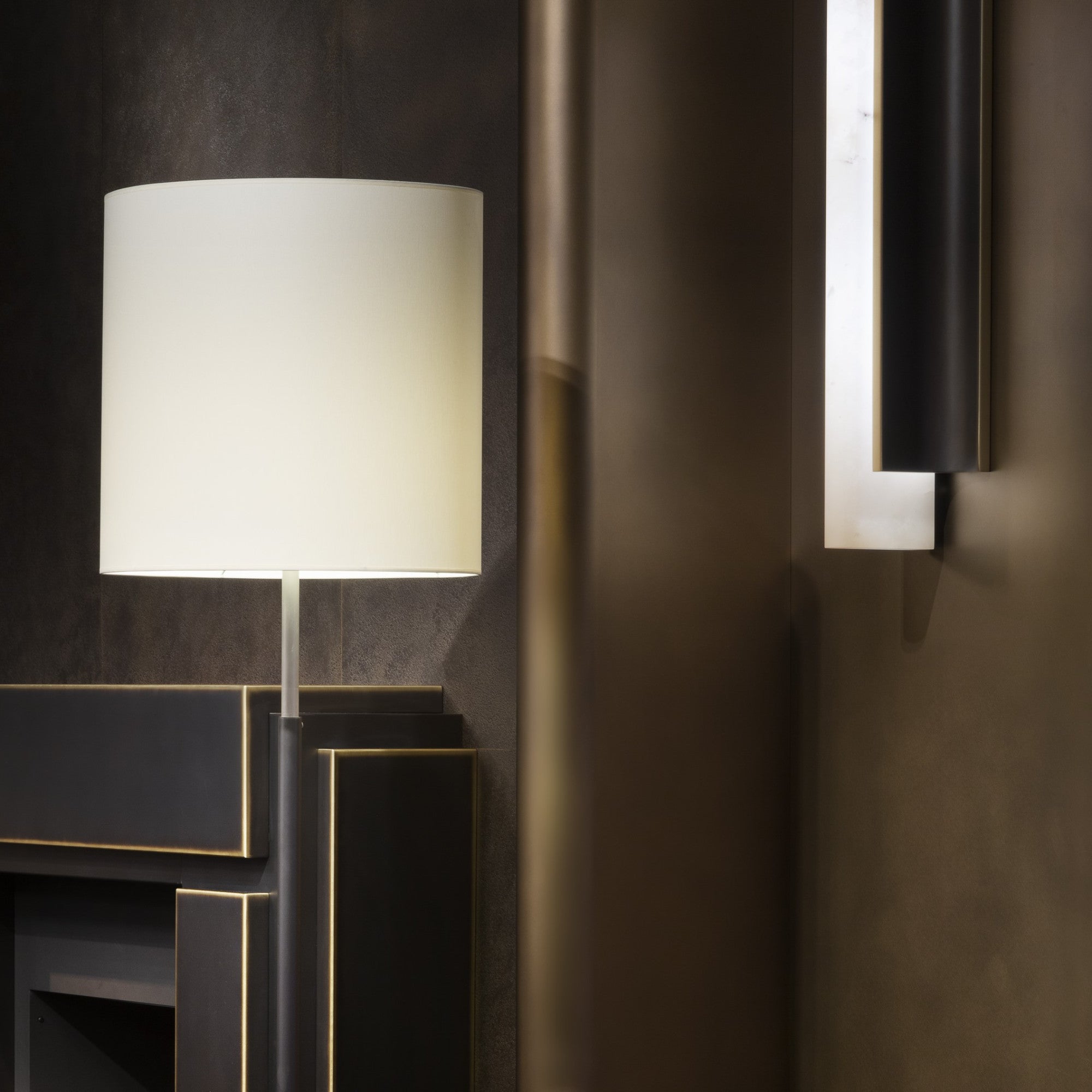 Timide Alabaster Wall Lamp - Zonesus