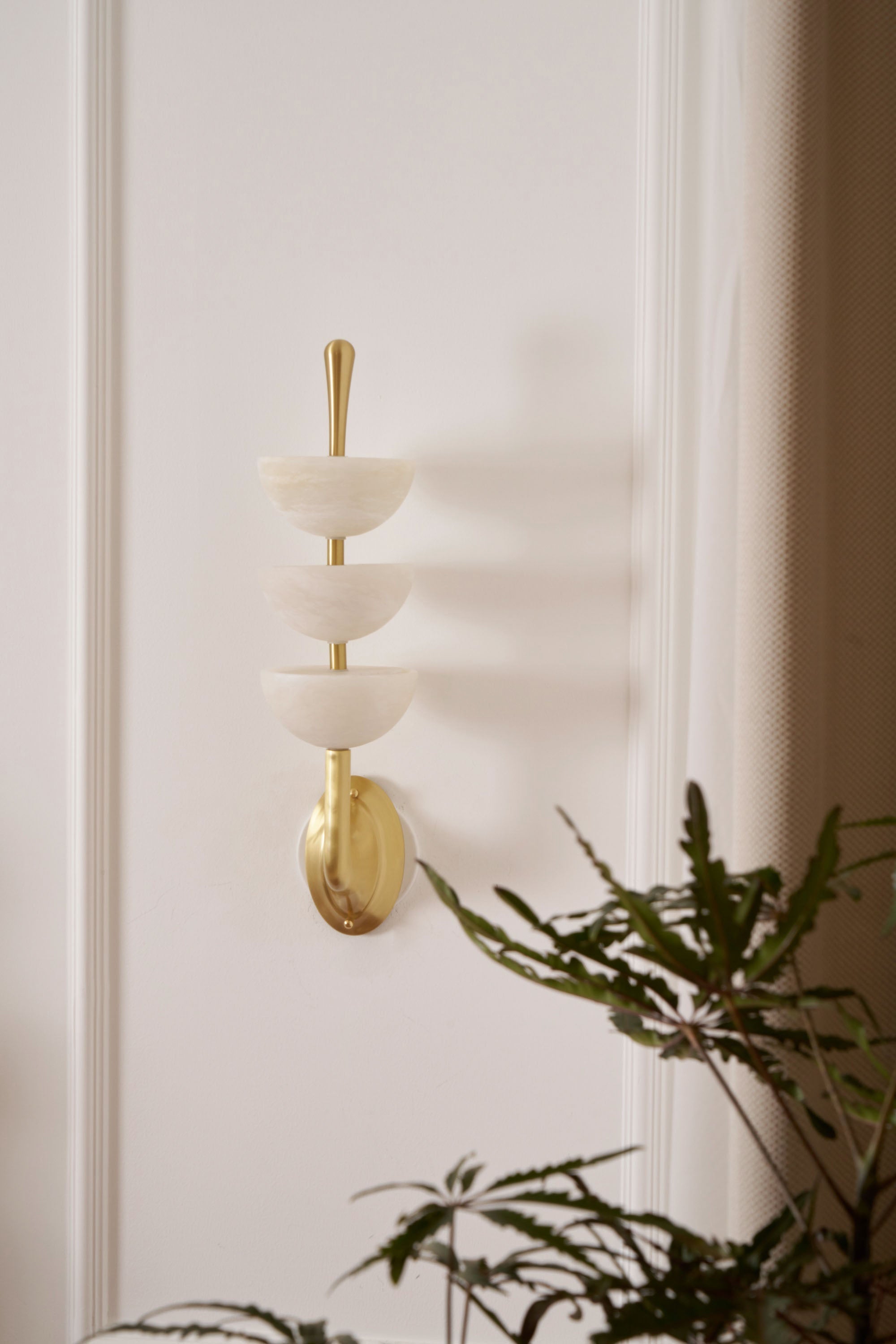 Triple Alabaster Wall Lamp - Zonesus