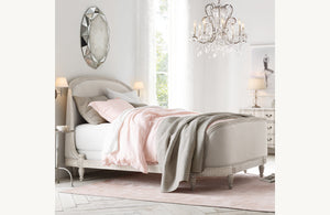 Manor Court Crystal 8-Arm Chandelier - Zonesus