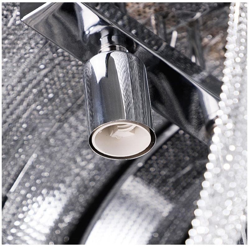 Alisa Luxury Hardware Aluminum Chain Tassel Table Lamp - Zonesus