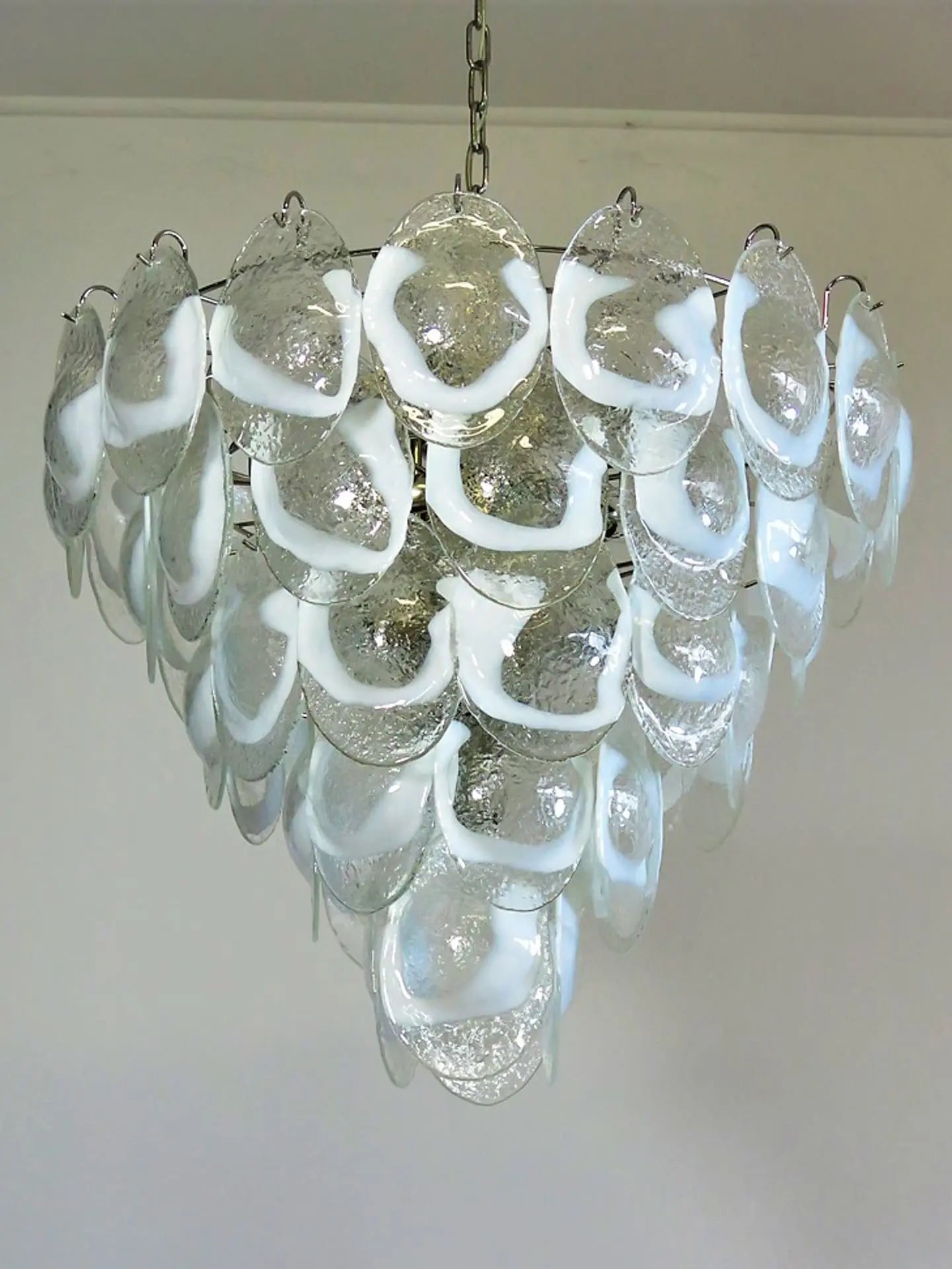 Murano Chandelier – 50 Lattimo glass – Transparent - Zonesus