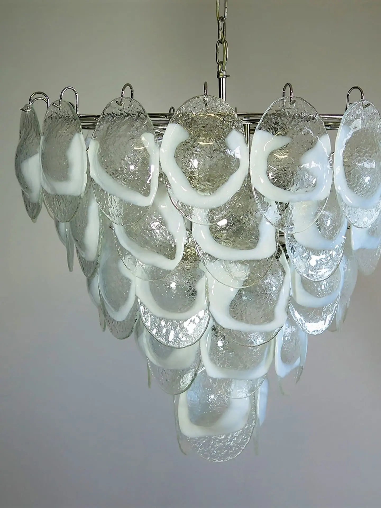 Murano Chandelier – 50 Lattimo glass – Transparent - Zonesus