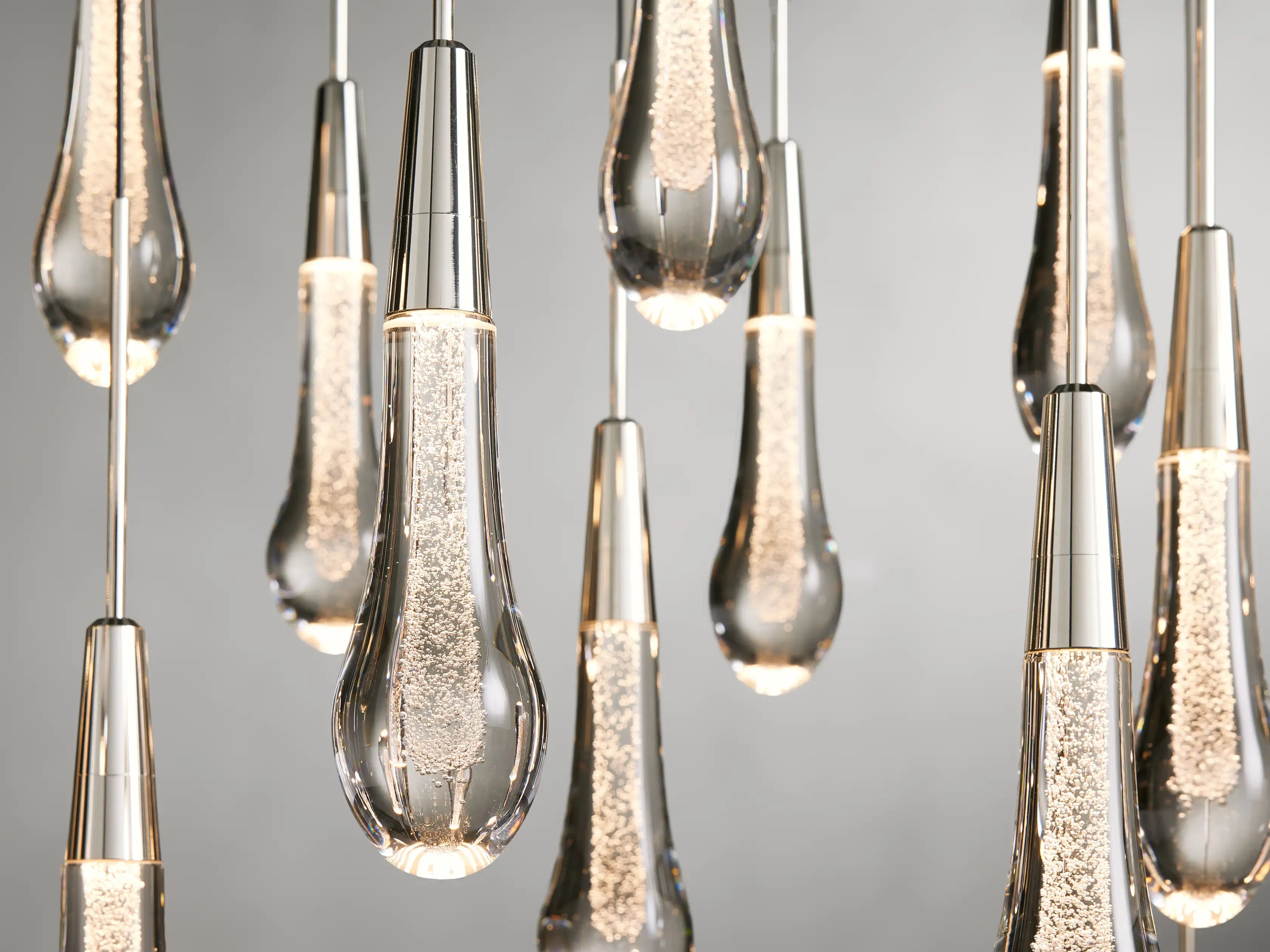 Solitaire Round Chandelier 38"D - Zonesus