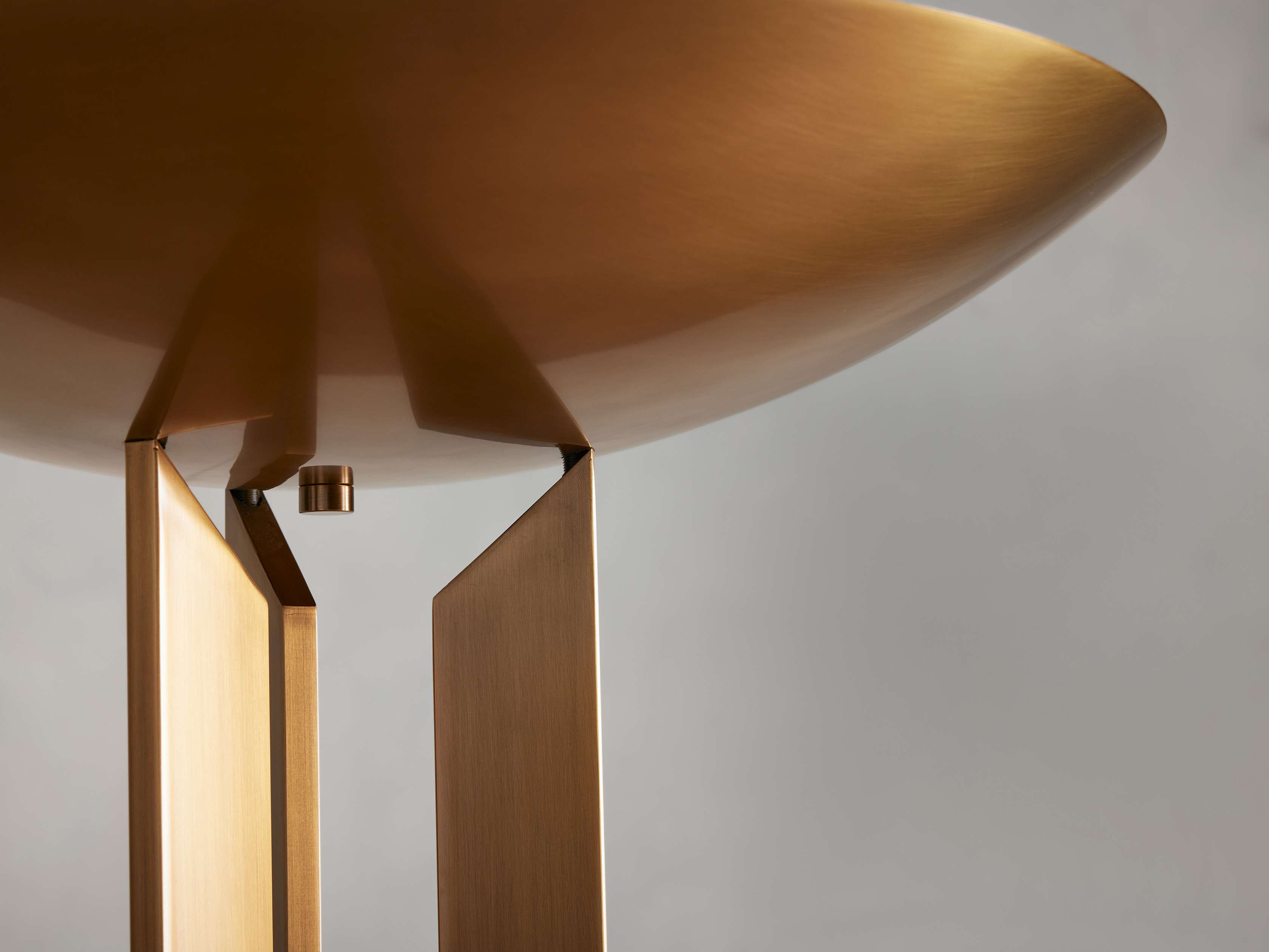 Romina Floor Lamp - Zonesus