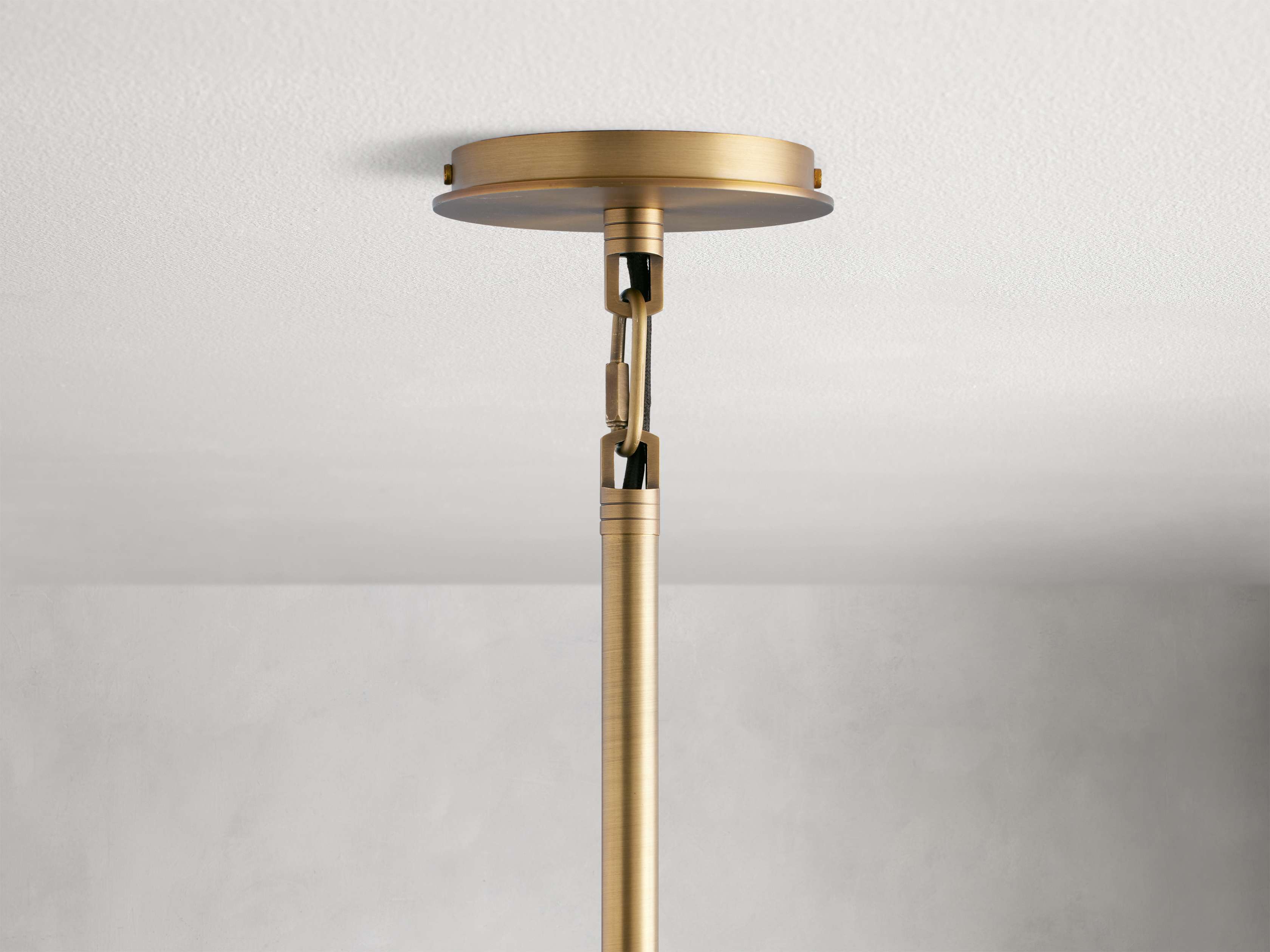 Palladian 18" Outdoor Pendant - Zonesus