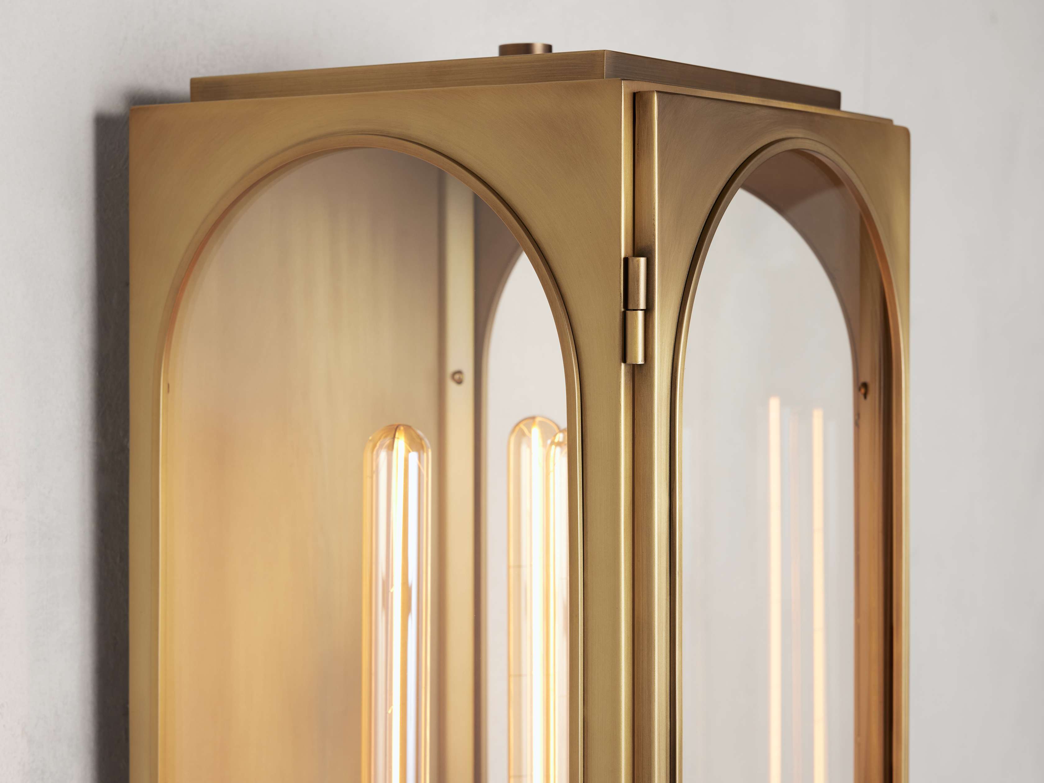 Palladian Outdoor Wall Sconce - Zonesus