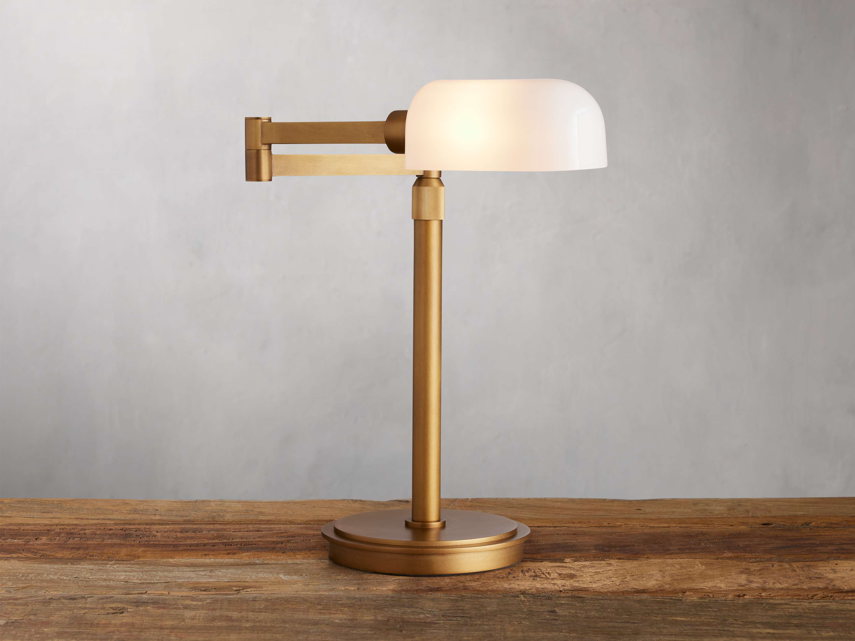 Zayd Swing Arm Table Lamp - Zonesus