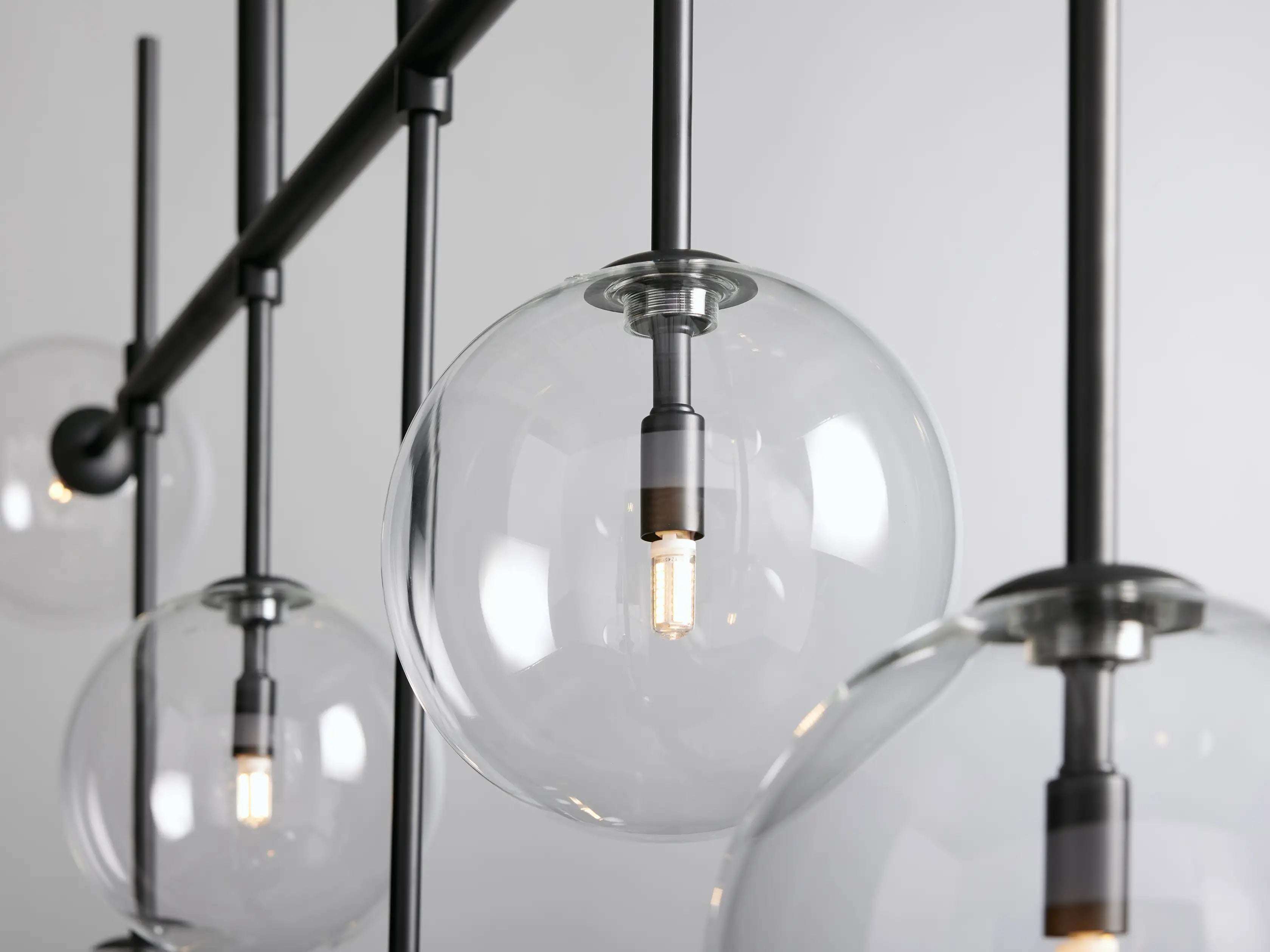 Roscoe Linear Chandelier - Zonesus