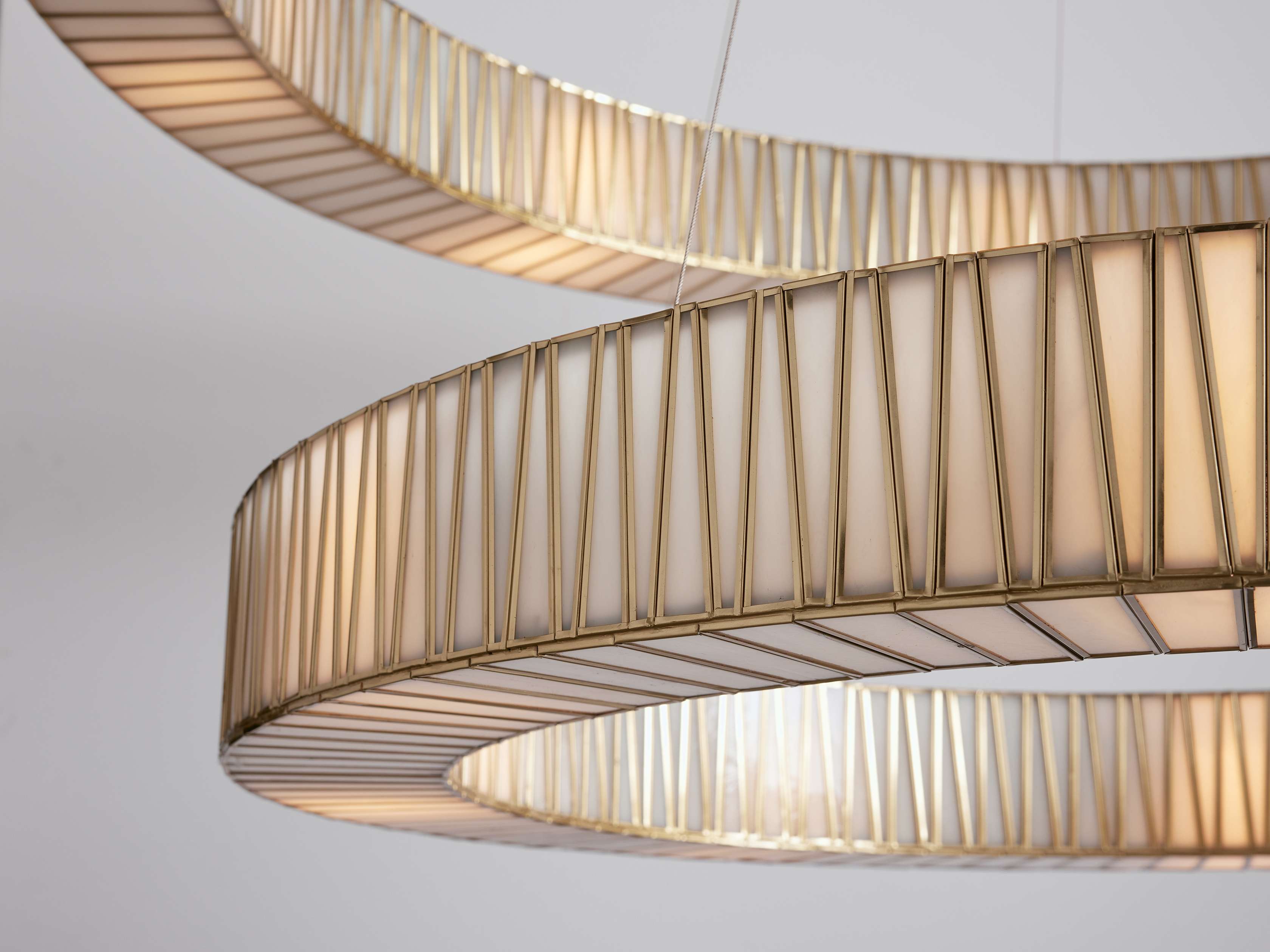 Jeunet 2-Tier Round Chandelier - Zonesus