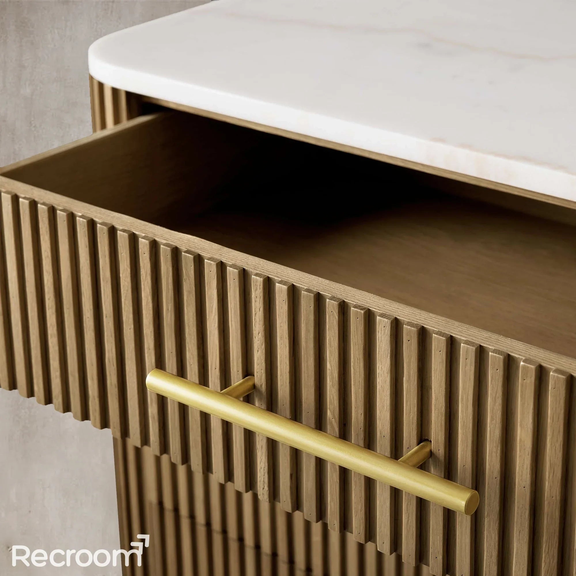 Finn Eight-Drawer Dresser - Zonesus