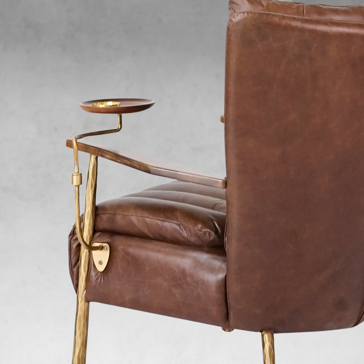 Thaddeo Vintage Leather Armchair Cigar Chair - Zonesus