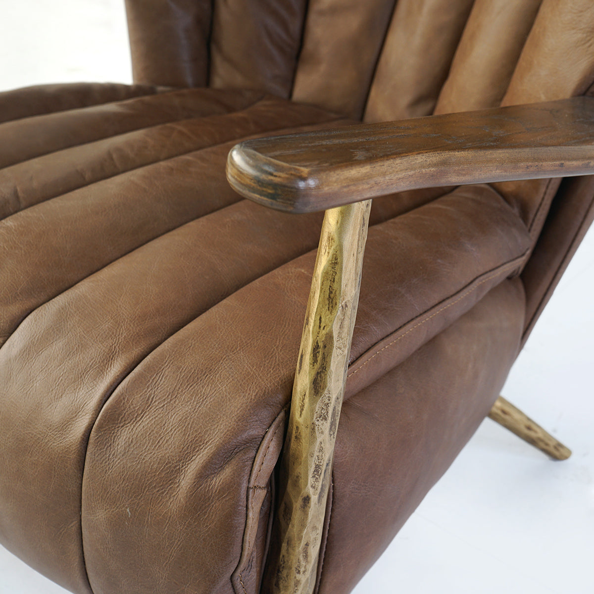 Thaddeo Vintage Leather Armchair Cigar Chair - Zonesus