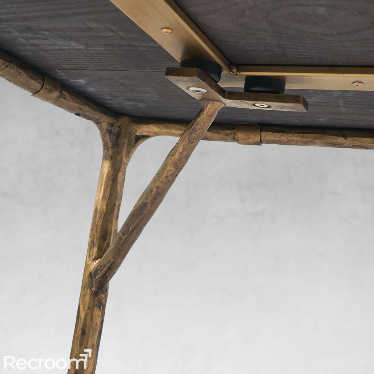 Thaddeo Medieval Style Dining Table - Zonesus