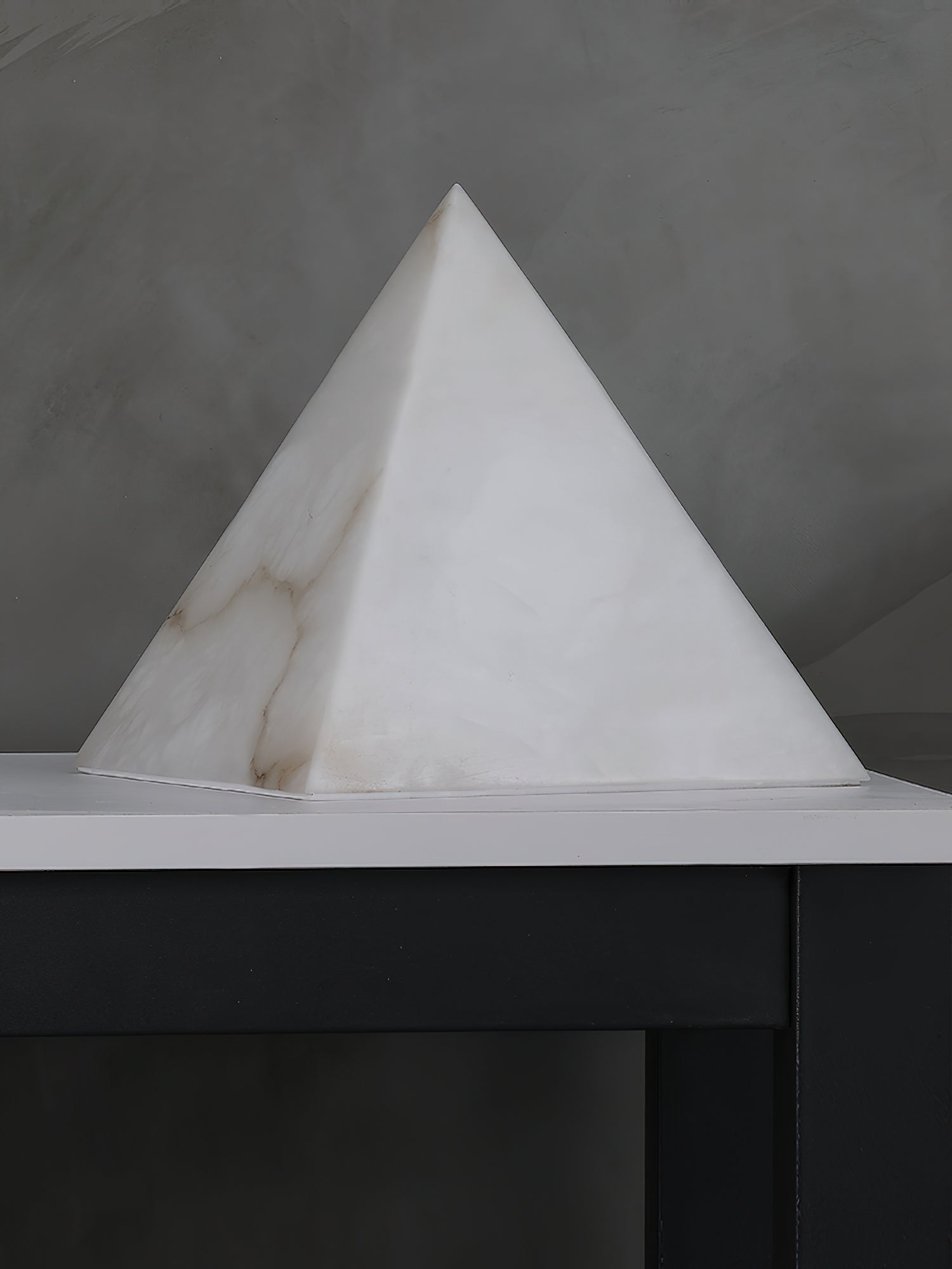 Alabaster Pyramid Table Lamp - Zonesus