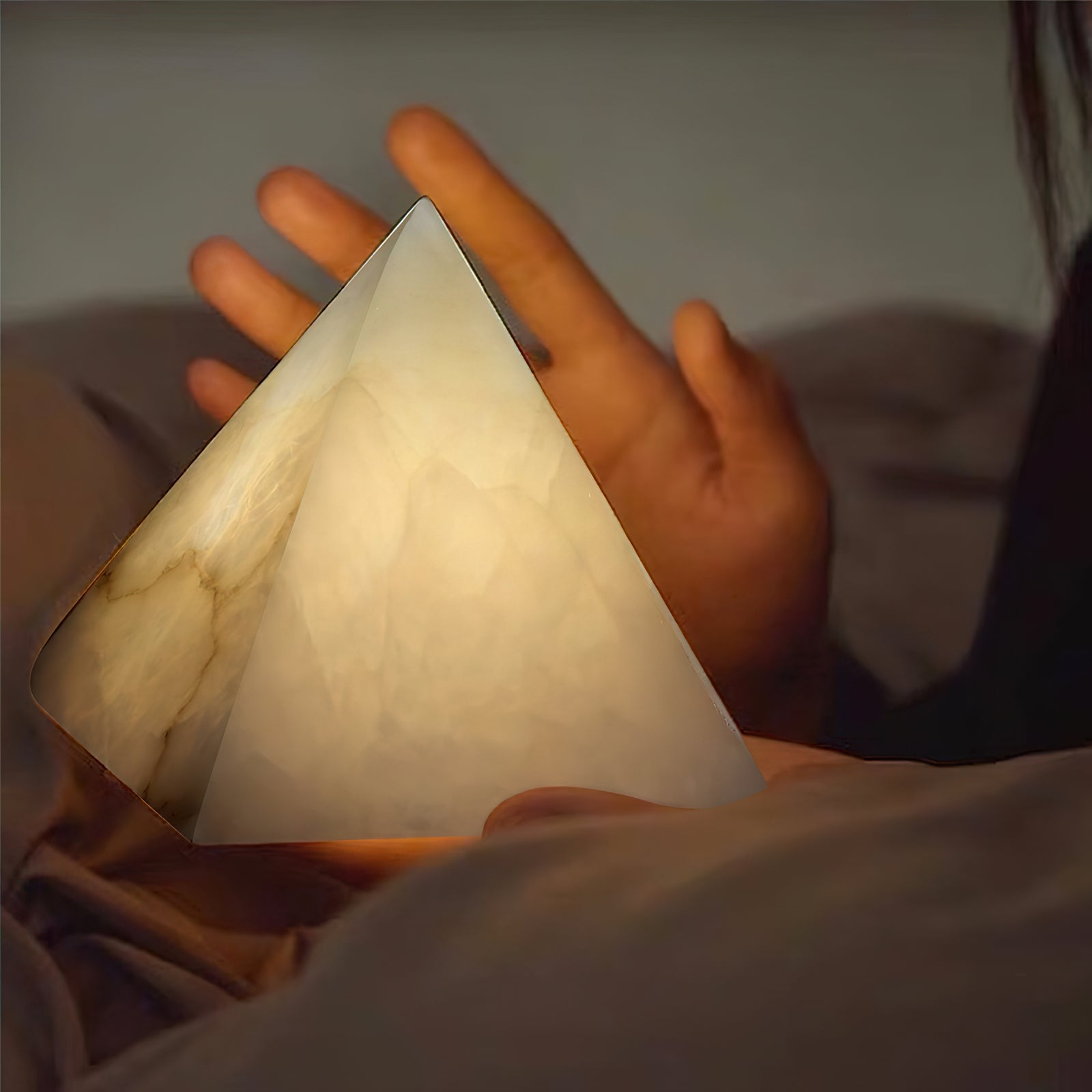 Alabaster Pyramid Table Lamp - Zonesus