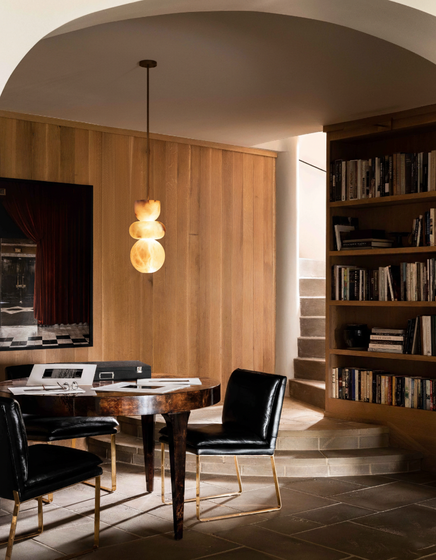 Alabaster Totem Pendant Lamp - Zonesus