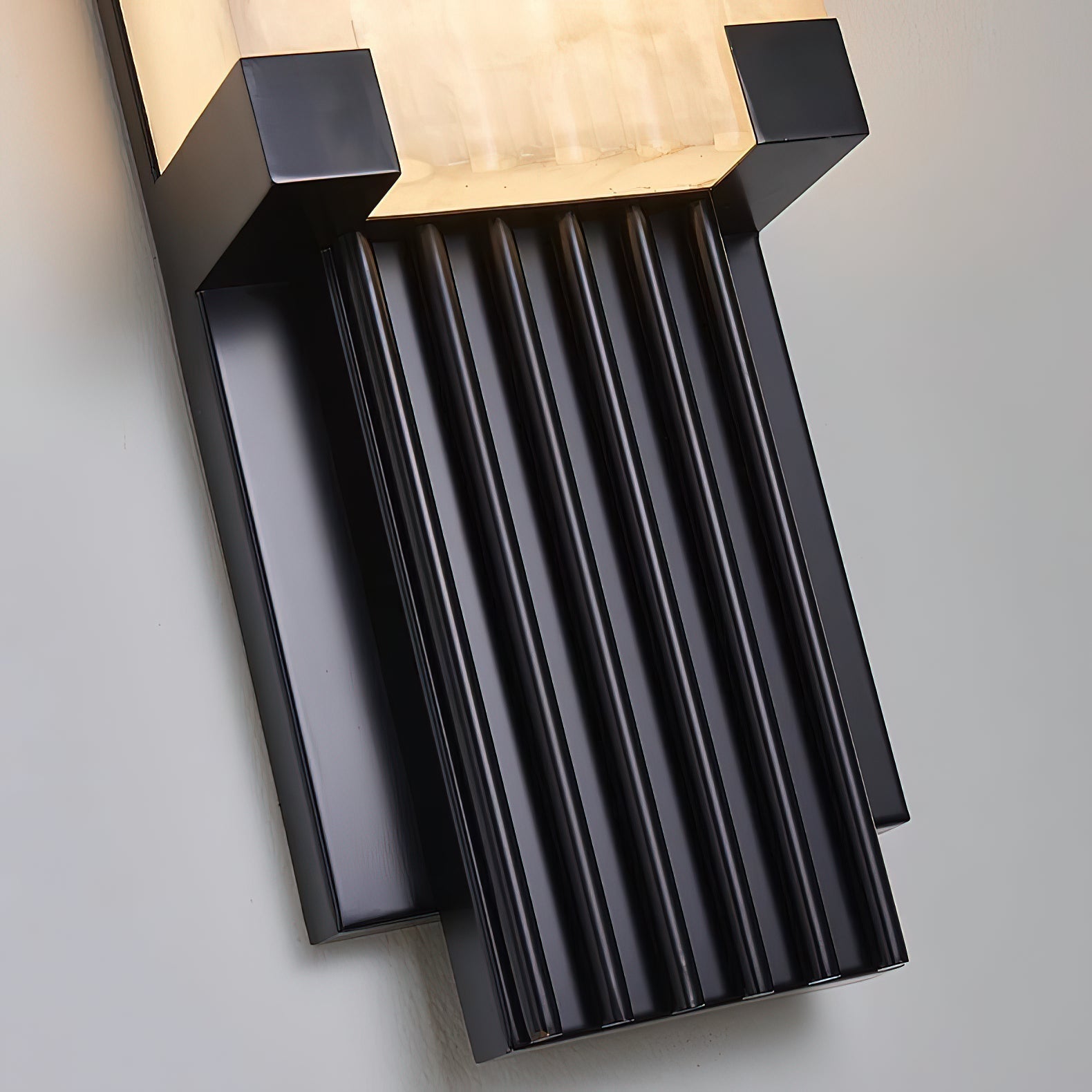 Ariel Alabaster Wall Lamp - Zonesus