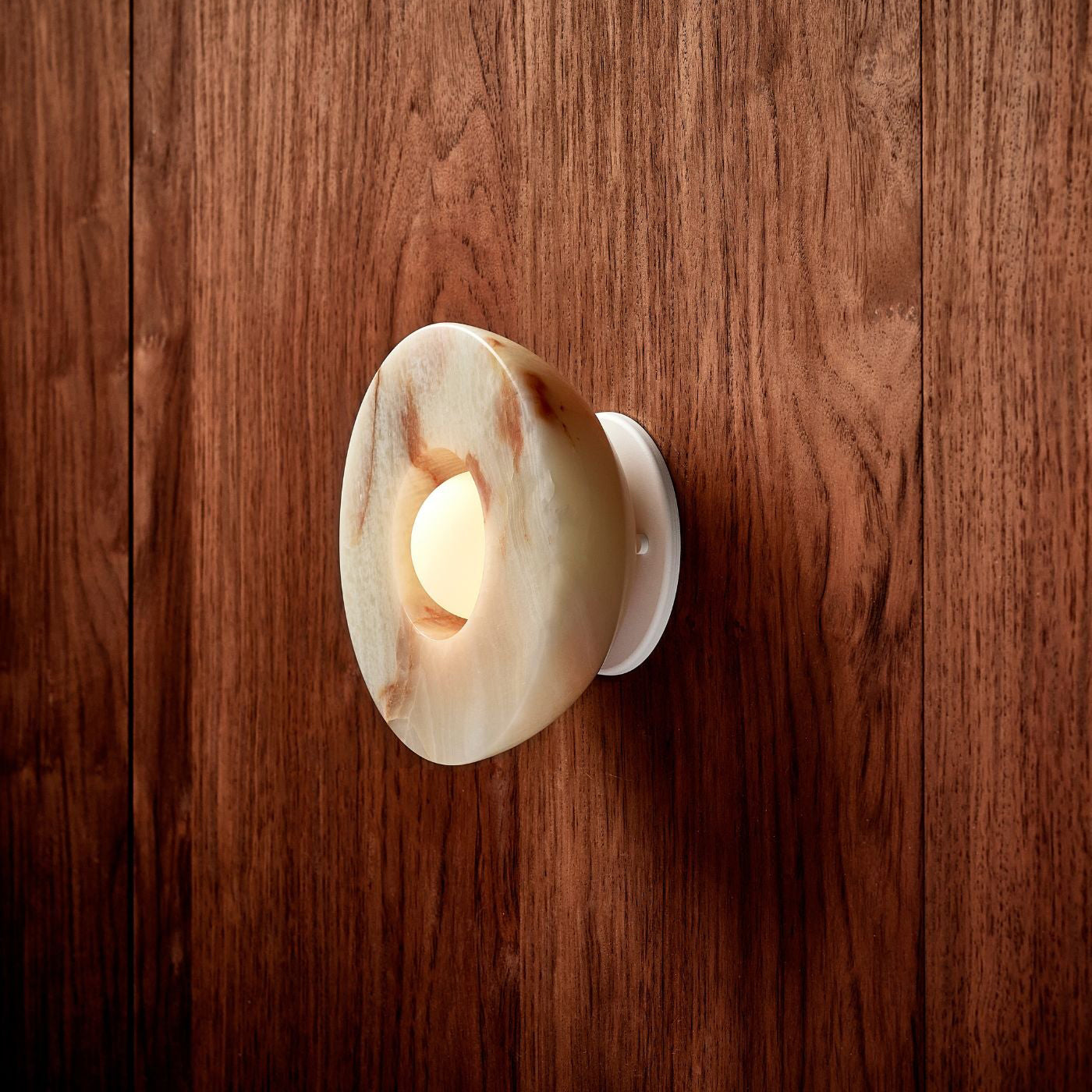 Aurelia Surface Alabaster Sconce - Zonesus