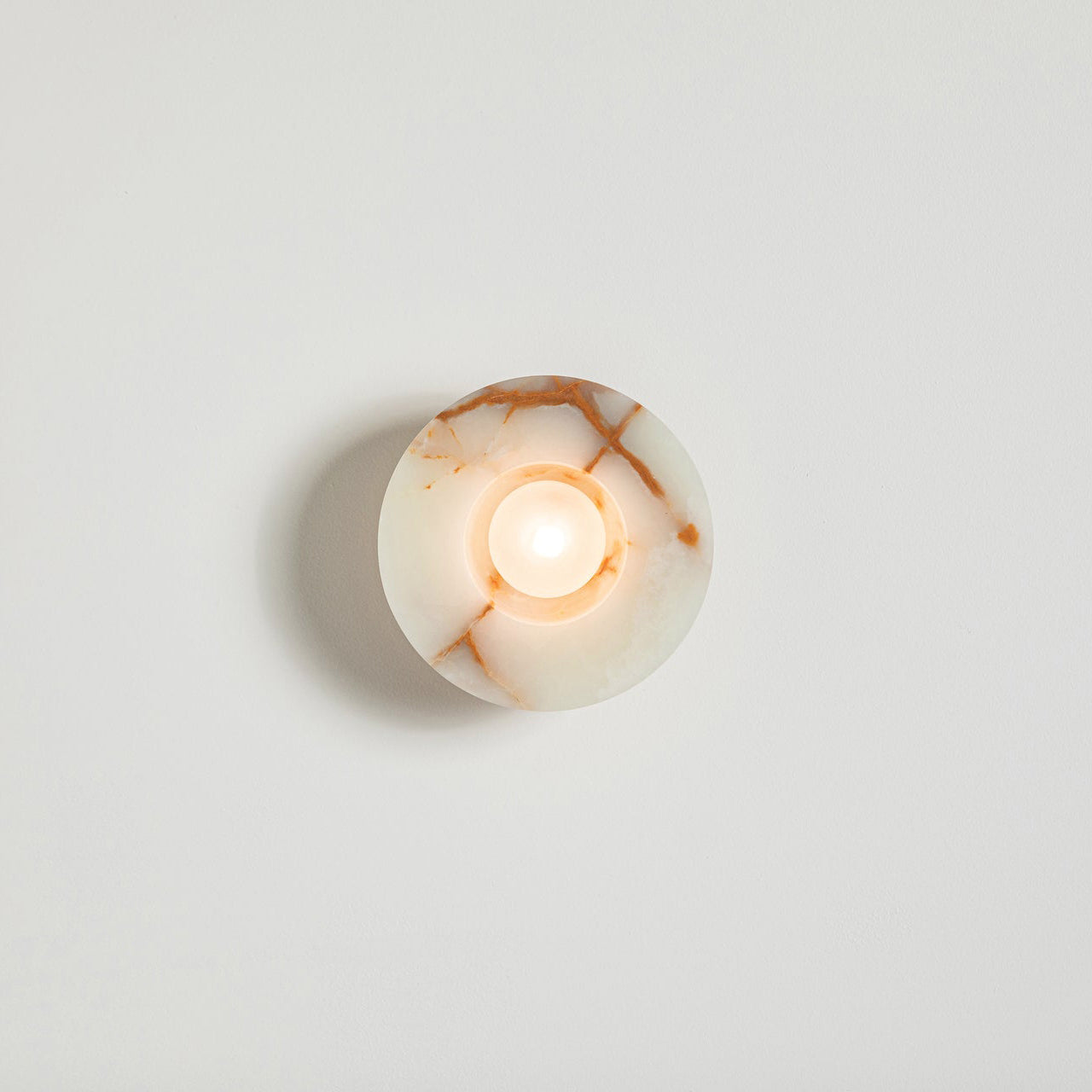 Aurelia Surface Alabaster Sconce - Zonesus