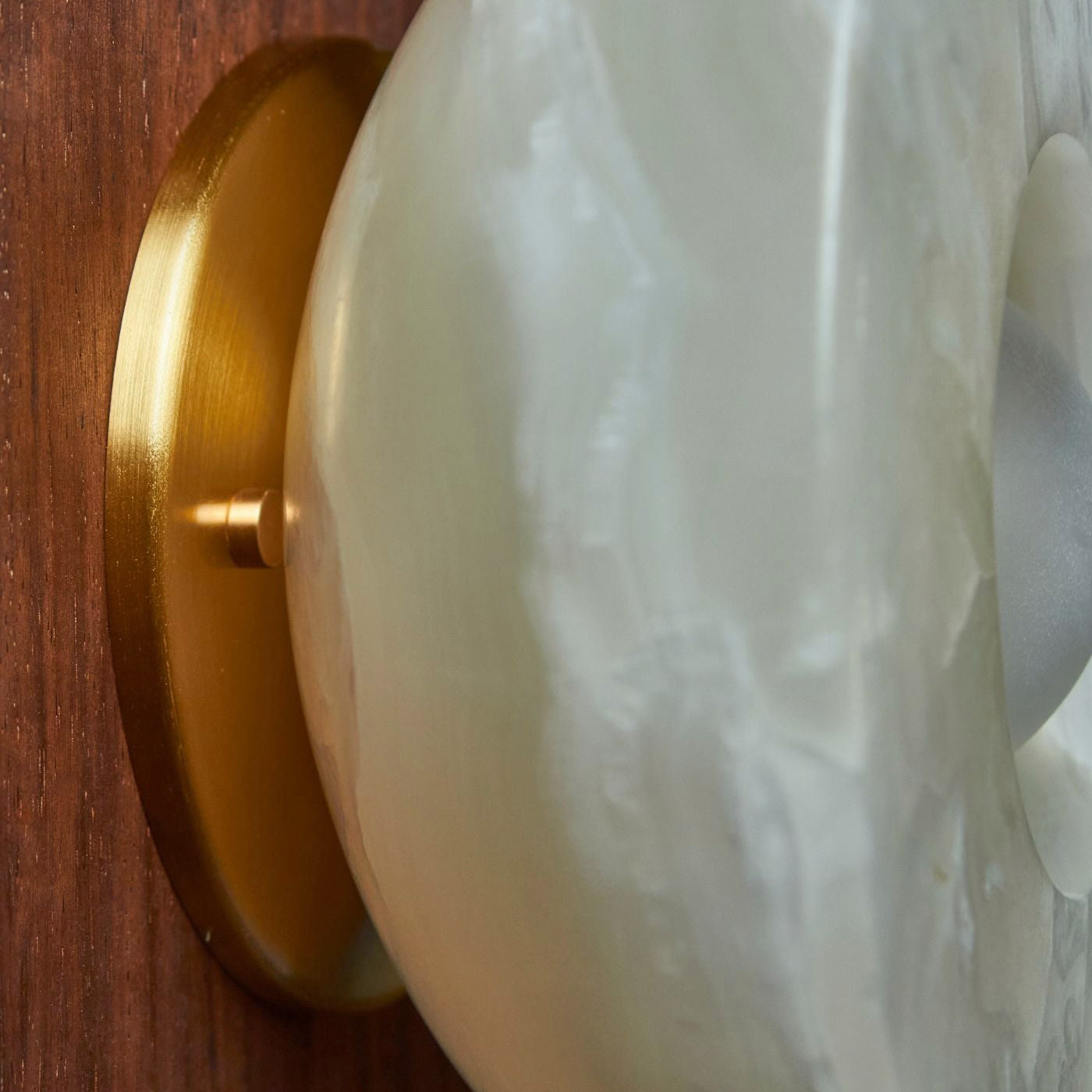 Aurelia Surface Alabaster Sconce - Zonesus