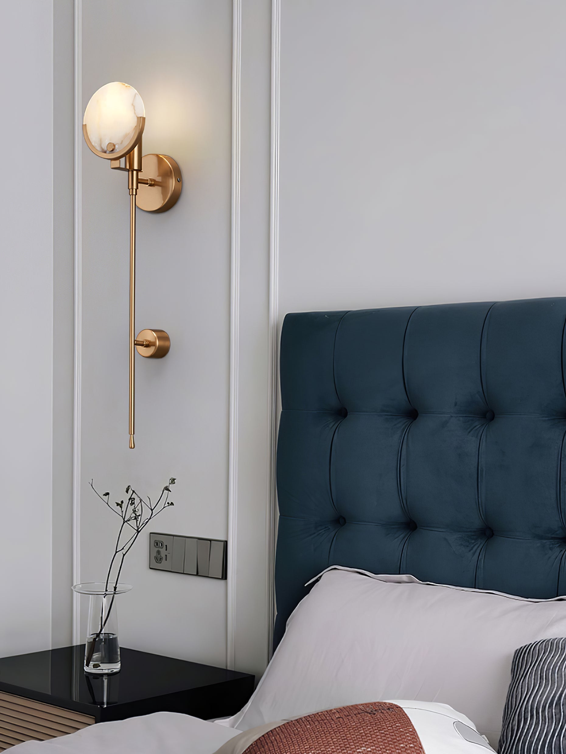 Ava Brass Alabaster Sconce - Zonesus