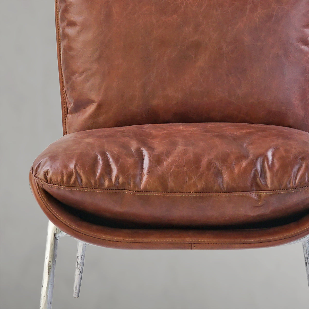 Thaddeo Vintage Leather Armrest Lounge Chair - Zonesus