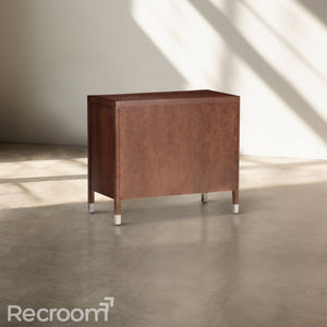 Vurmo Three-Drawer Chest - Zonesus