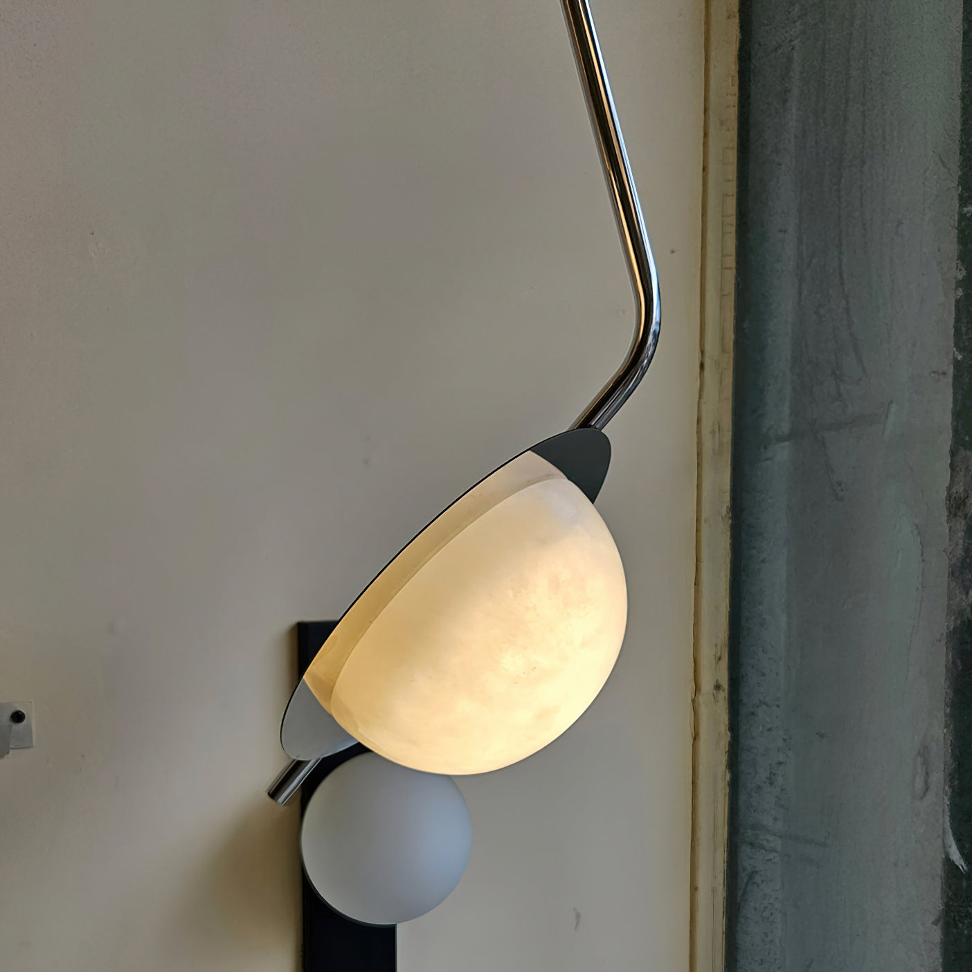 Chic Luminance Alabaster Pendant Light - Zonesus