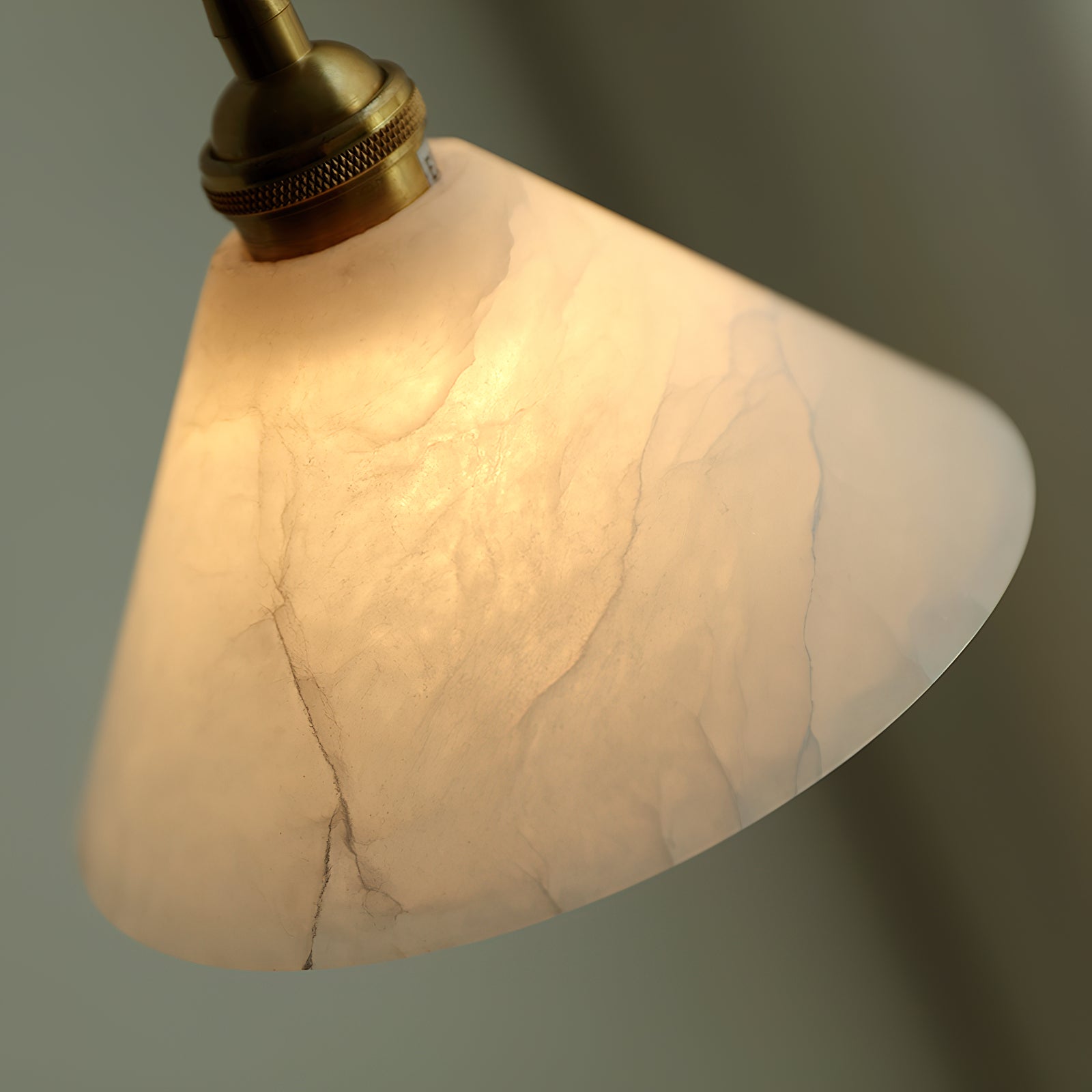 Conical Alabaster Brass Pendant Lamp - Zonesus