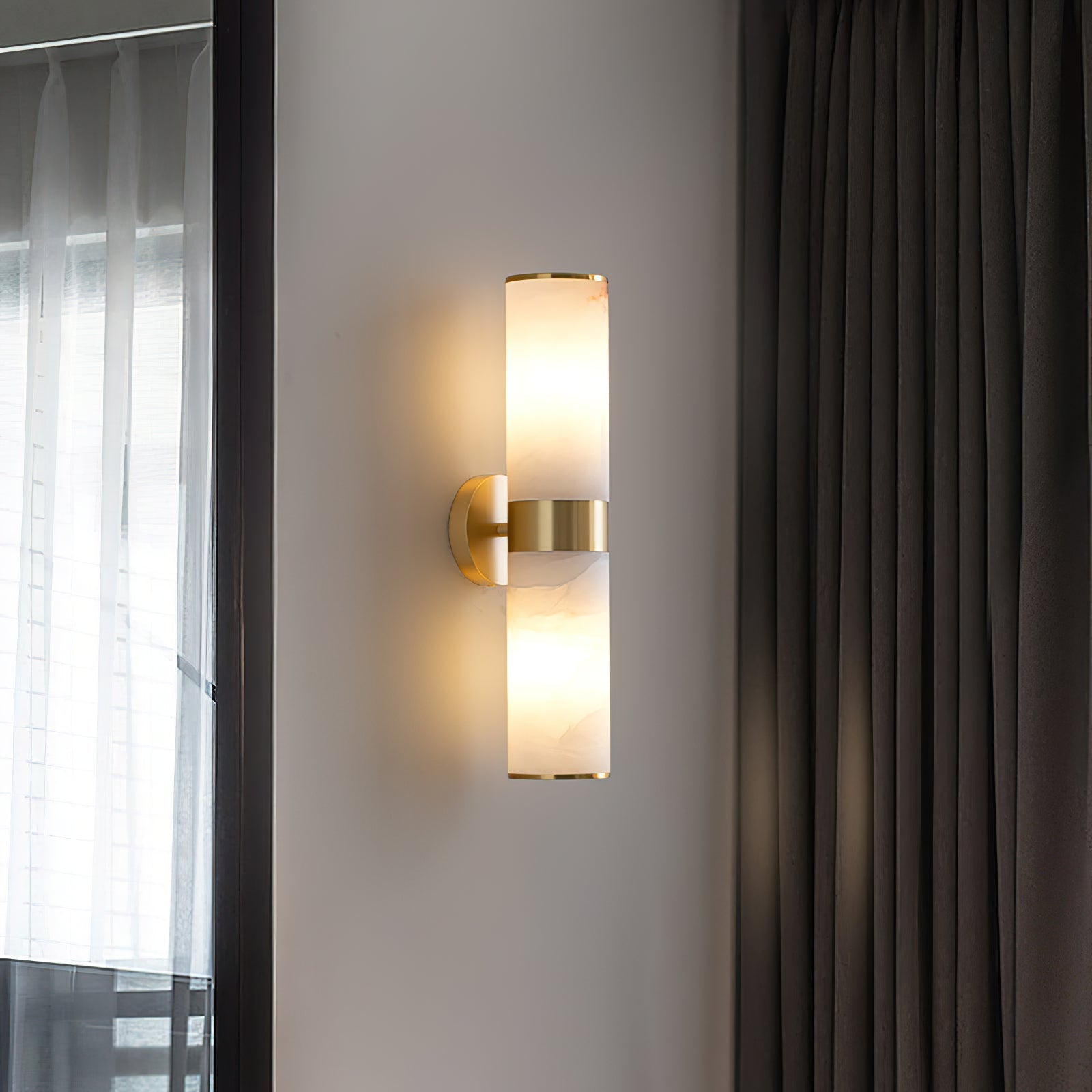 Crestmoor Alabaster Vanity Sconce - Zonesus