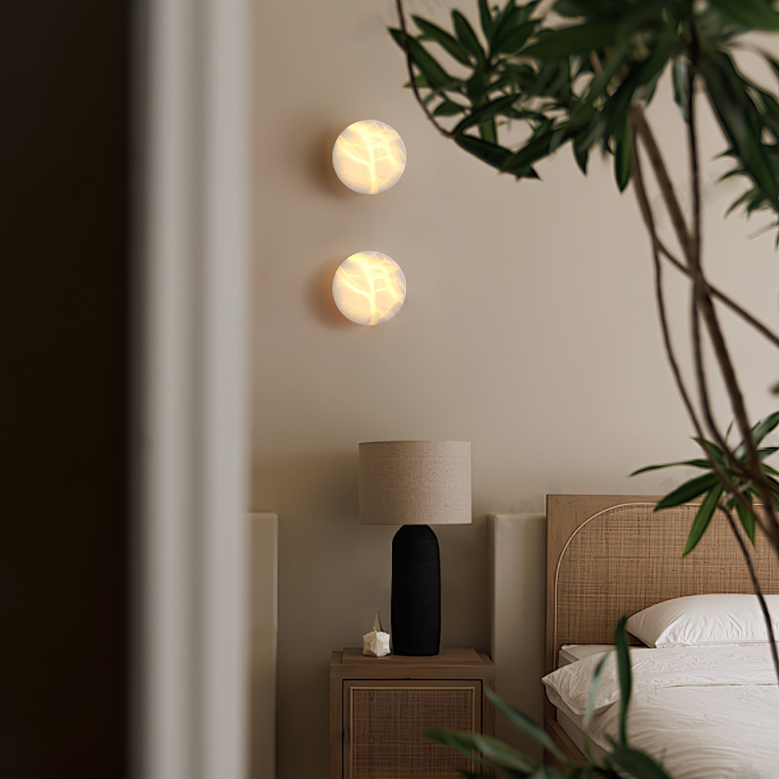 Cylindrical Alabaster Wall Lamp - Zonesus