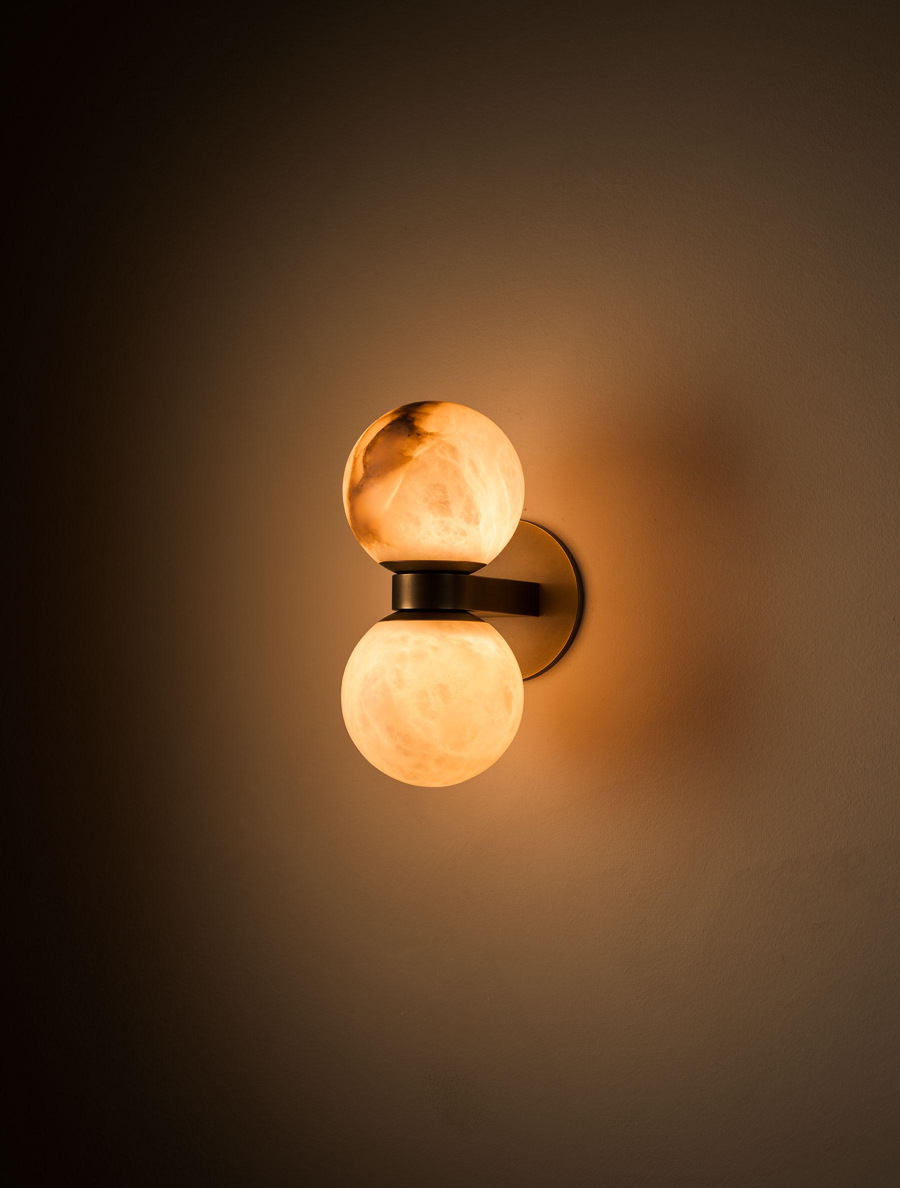 Dual Globe Alabaster Wall Lamp - Zonesus