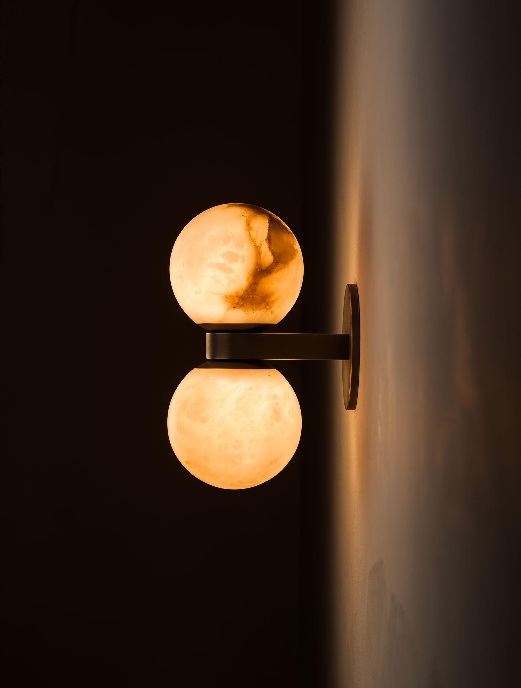Dual Globe Alabaster Wall Lamp - Zonesus