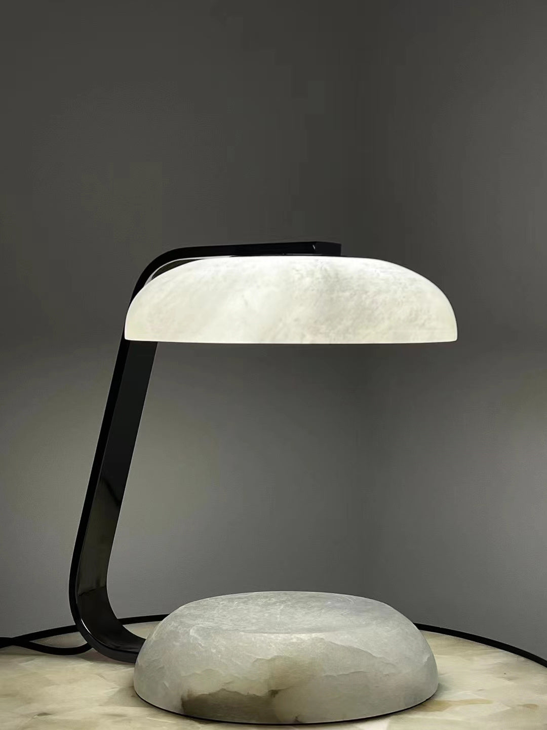 Electre Alabaster Table Lamp - Zonesus