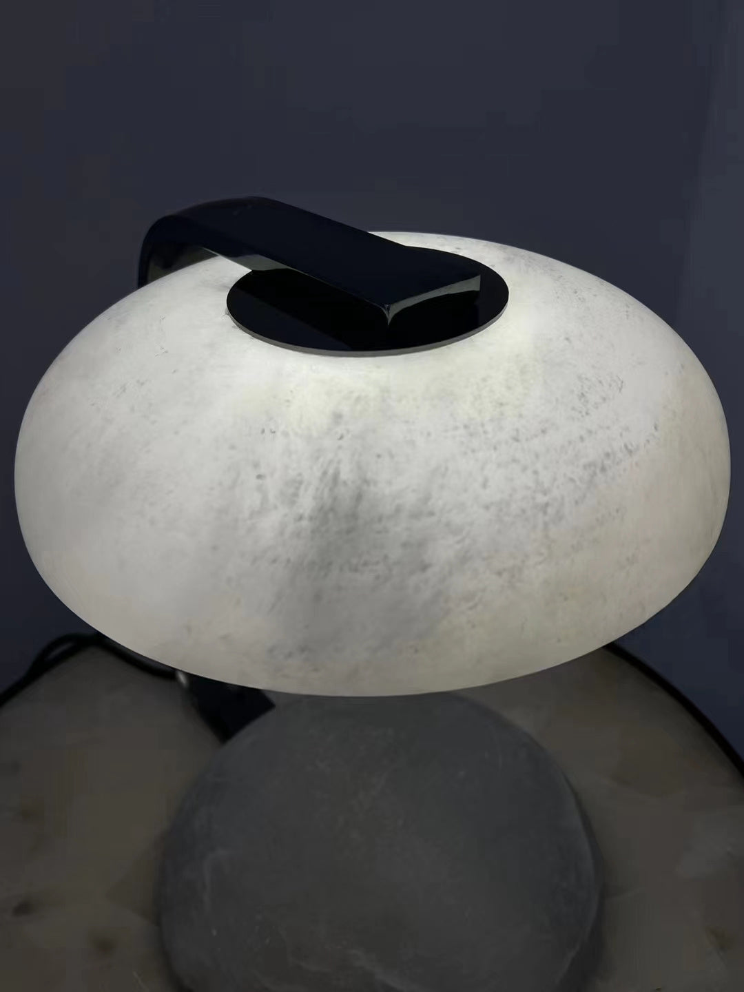 Electre Alabaster Table Lamp - Zonesus