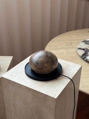 Bolita Alabaster Table Lamp - Zonesus