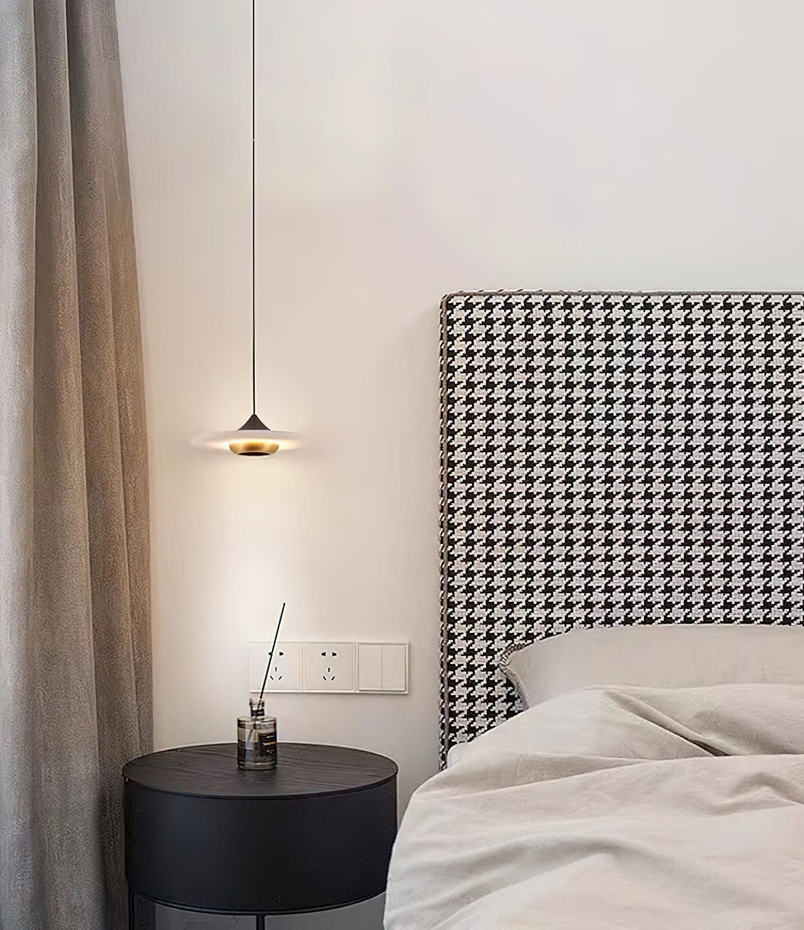 Ipno LED Alabaster Pendant Light - Zonesus